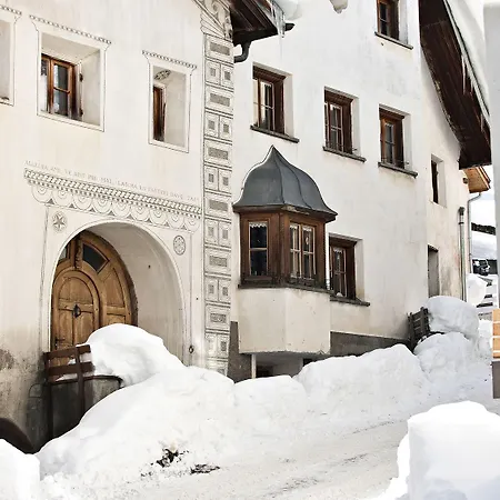 فندق Pensiun Aldier