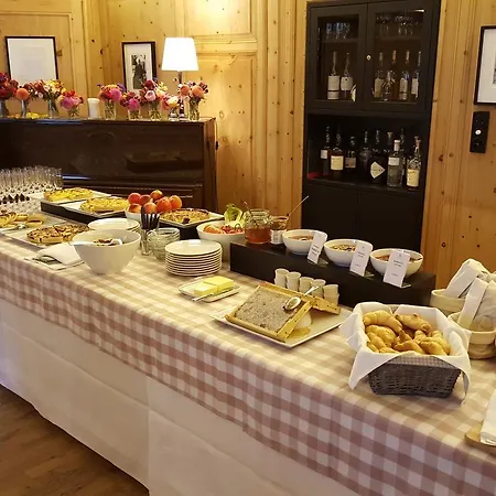 فندق Pensiun Aldier 3*