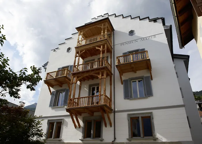 Pensiun Aldier Hotel 3*