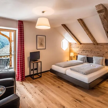 Pensiun Aldier ホテル 3*