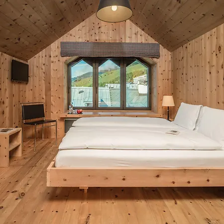 Pensiun Aldier ホテル 3*