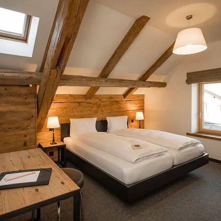 Pensiun Aldier ホテル 3*