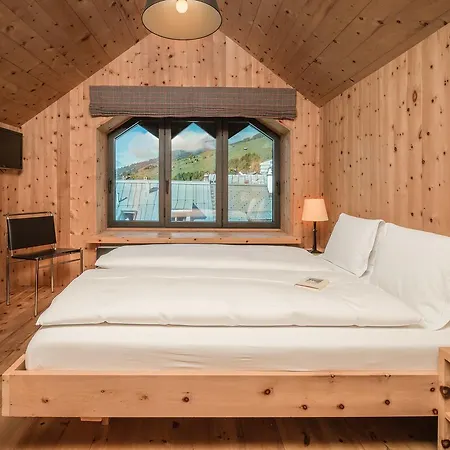 Pensiun Aldier ホテル セント