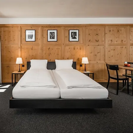 Pensiun Aldier Hotel
